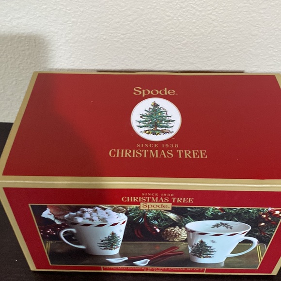 New Spode Christmas Tree Peppermint Cocoa Mugs with spoons - Picture 8 of 9